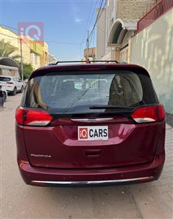 Chrysler Pacifica
